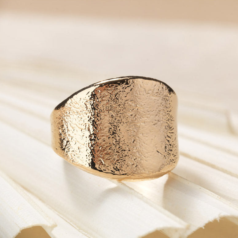 Bague martelée en plaqué or
