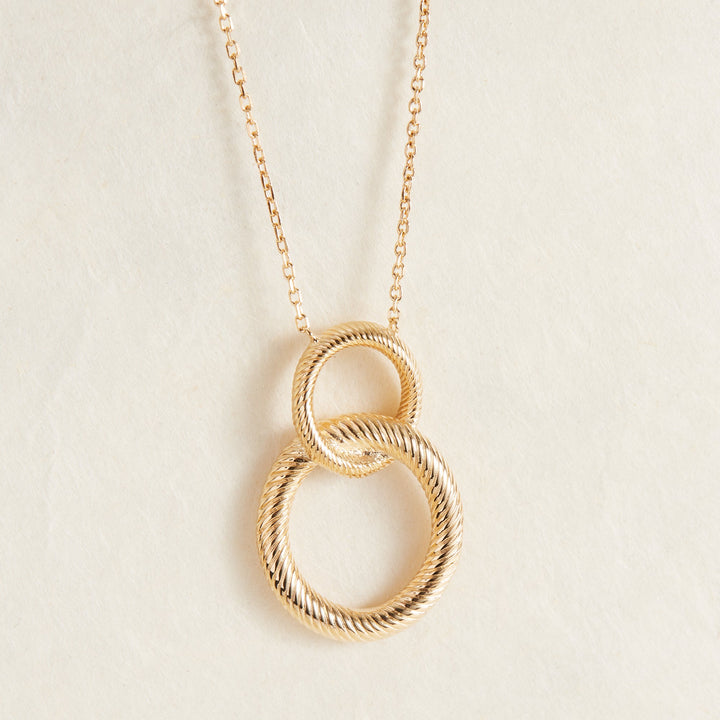 Collier double anneaux en plaqué or