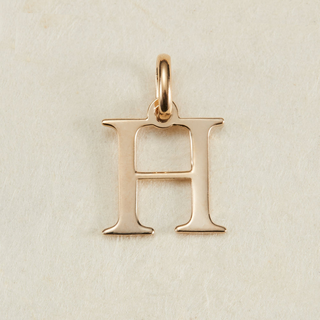 Pendentif H en plaqué or